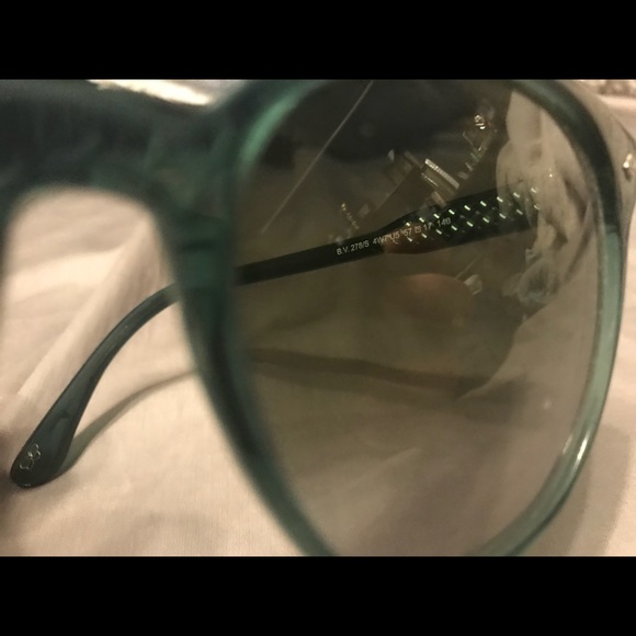 Bottega Veneta Sunglasses - Picture 6 of 6